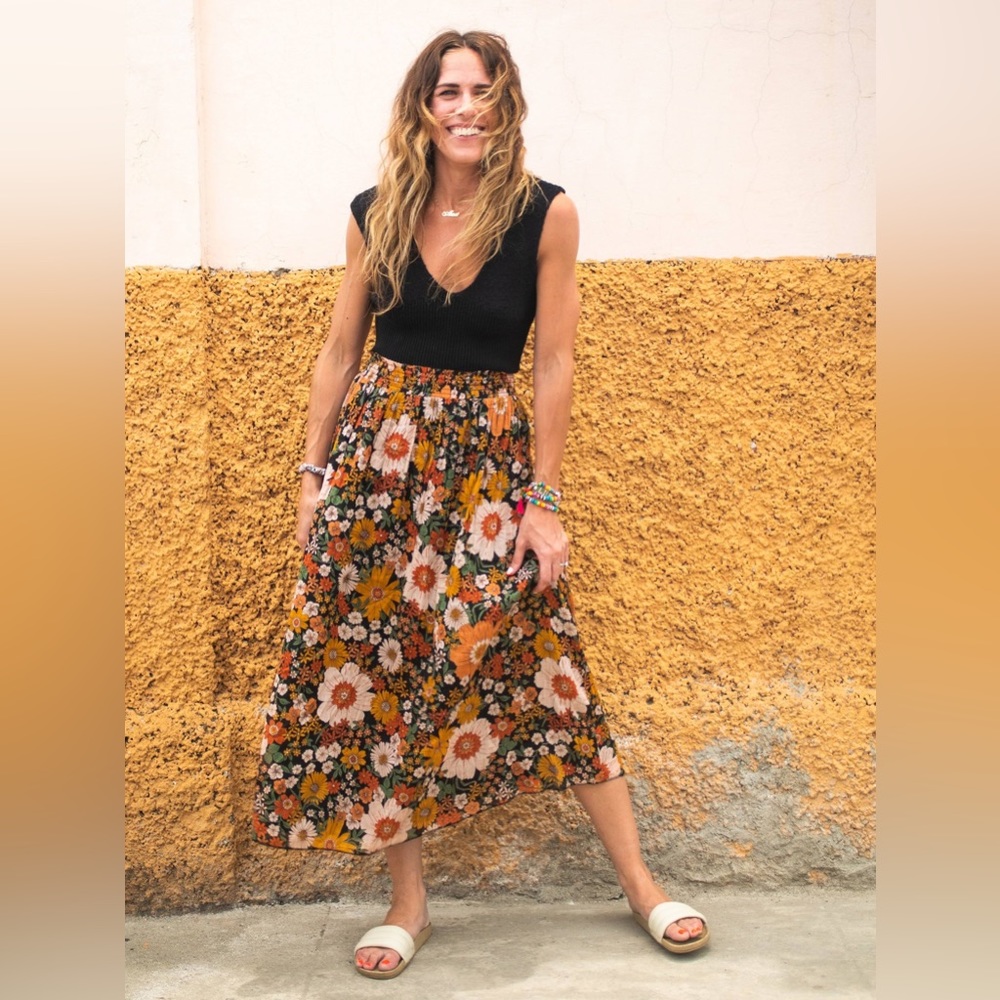 Natural Life Retro Floral Skirt